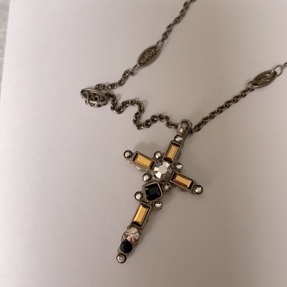 SORRELLI Crystal Cross Pendant NIQUEA.D NWT - Picture 4 of 7